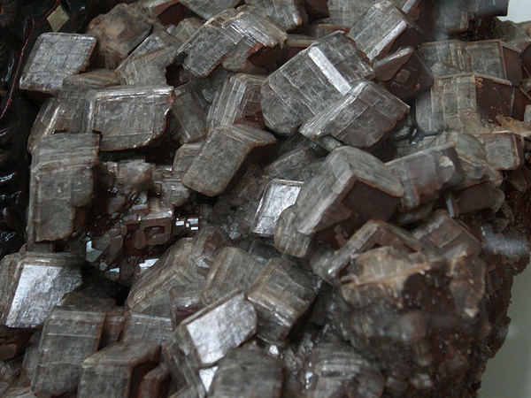 鎢礦球磨機(jī)好在哪？