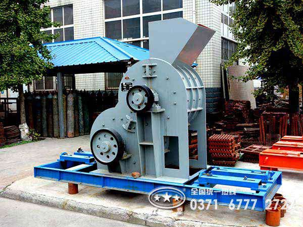 爐渣粉碎機價格多少錢？